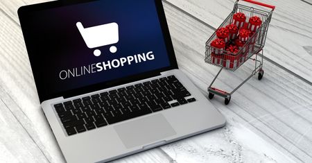 Przestępcy szukają okazji na Black Friday. Jak nie dać się oszukać?