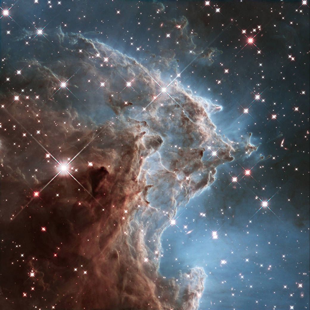 NASA. Kosmiczny Teleskop Hubble’a - kolorowe zdjęcia to efekt Photoshopa 3