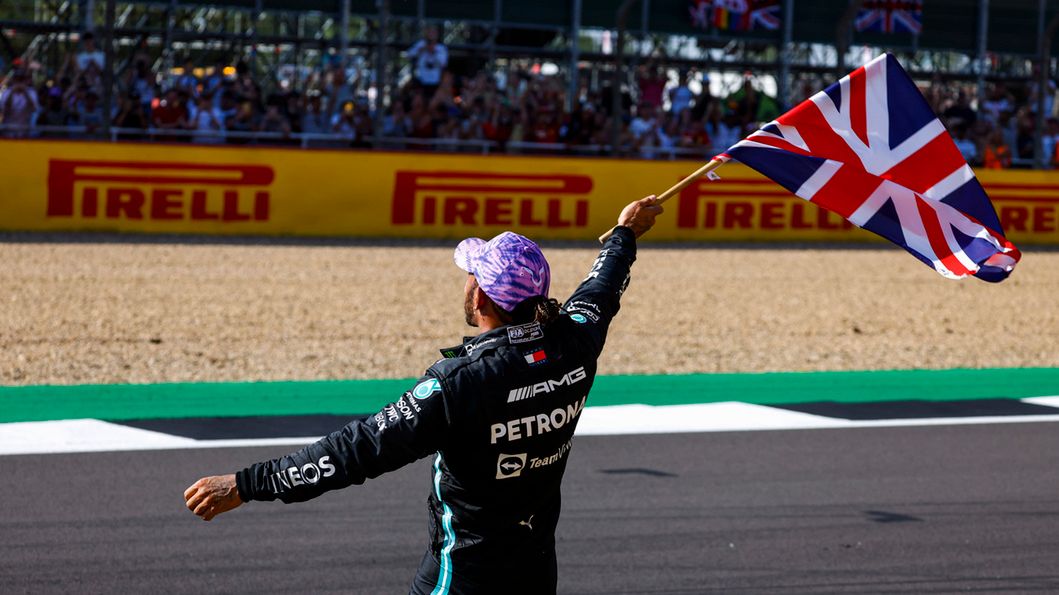 Zdjęcie okładkowe artykułu: Materiały prasowe / Pirelli Media / Na zdjęciu: Lewis Hamilton