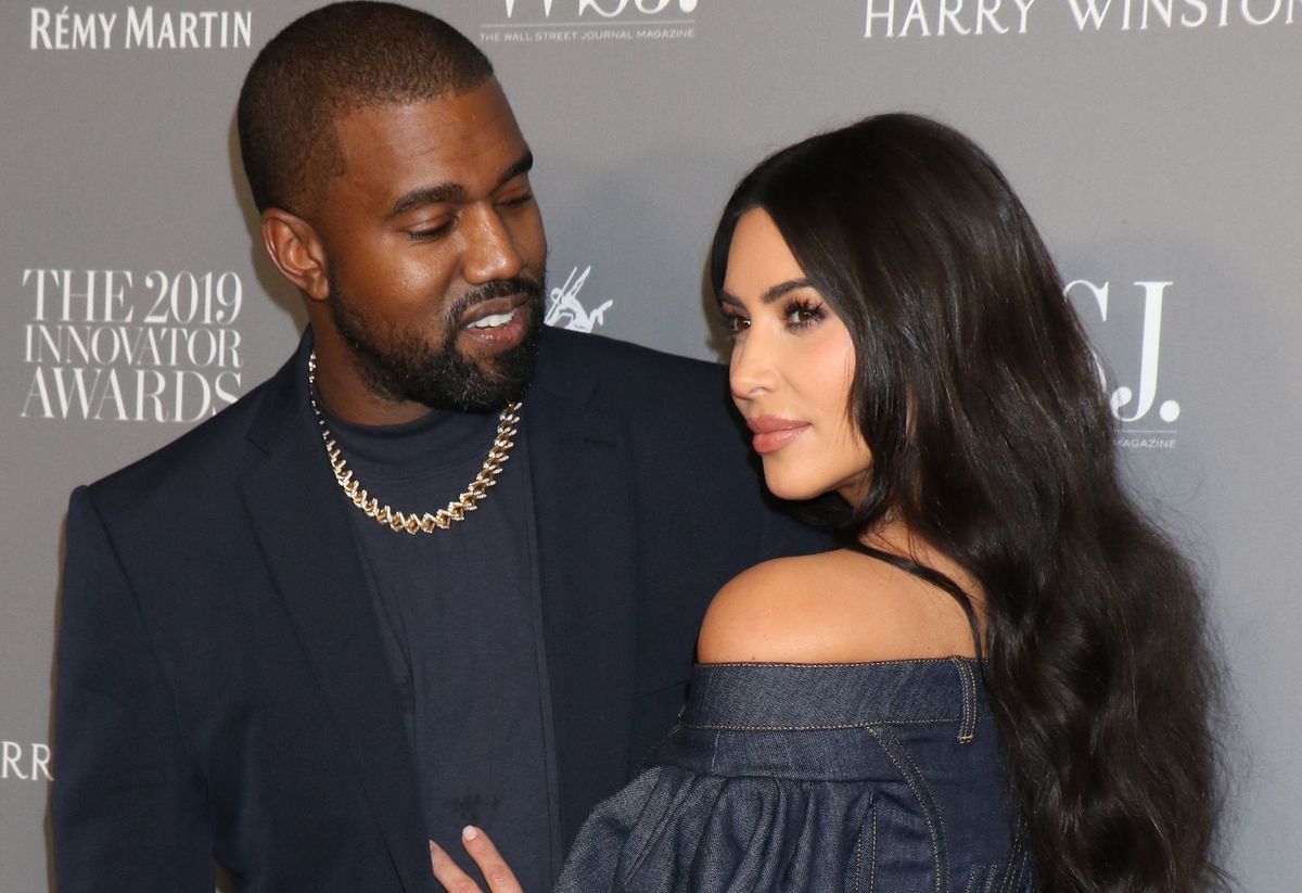 Małżeństwo Kanye'go Westa i Kim Kardashian, według kolorowej prasy, wisi na włosku