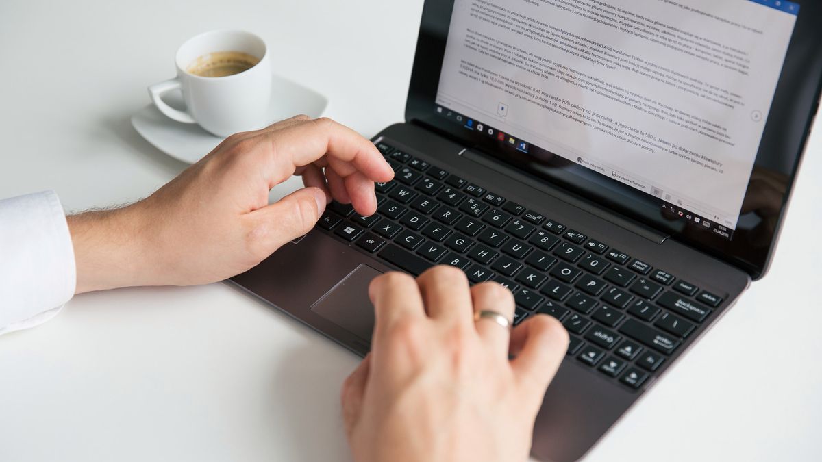 Asus Transformer T100 – czy mobilny notebook 2w1 sprawdzi się w pracy redakcyjnej? 1