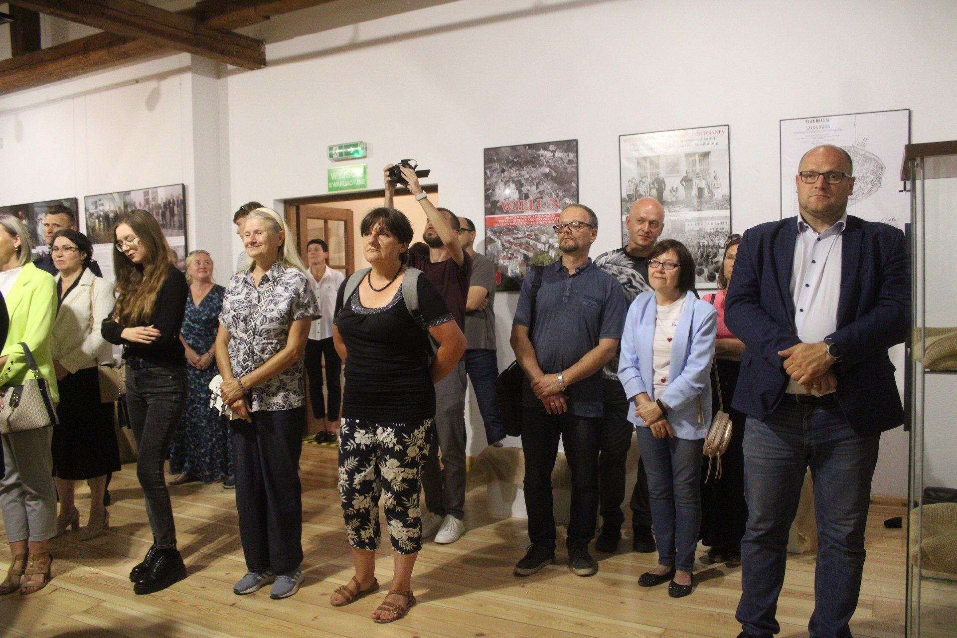Wernisaż wystawy o nalotach na Wieluń w bełchatowskim muzeum