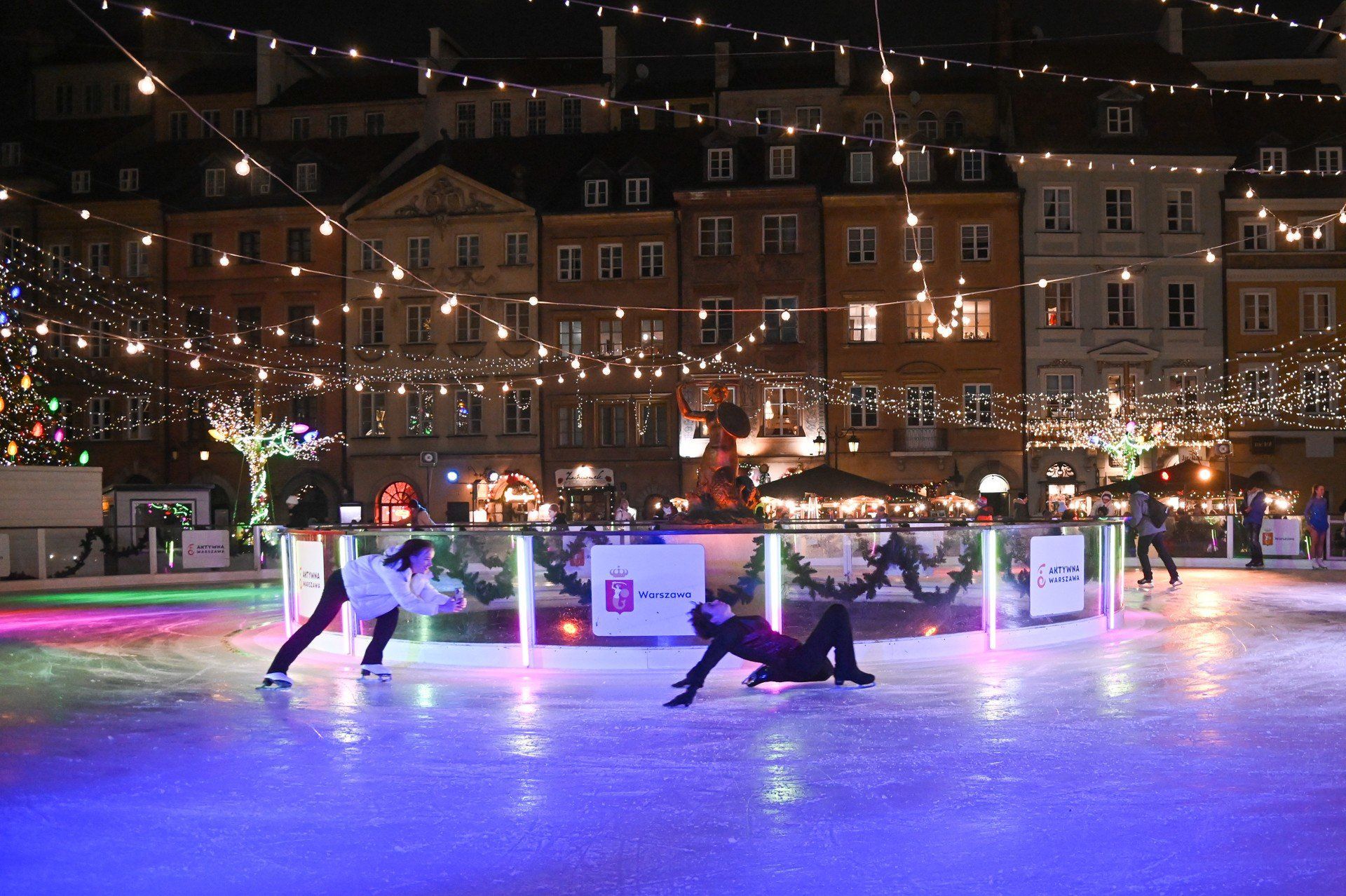 Lodowisko na Rynku Starego Miasta w grudniu 2024.