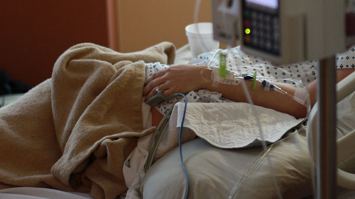 Życia 15-letniej Holly Newton nie udało się uratować