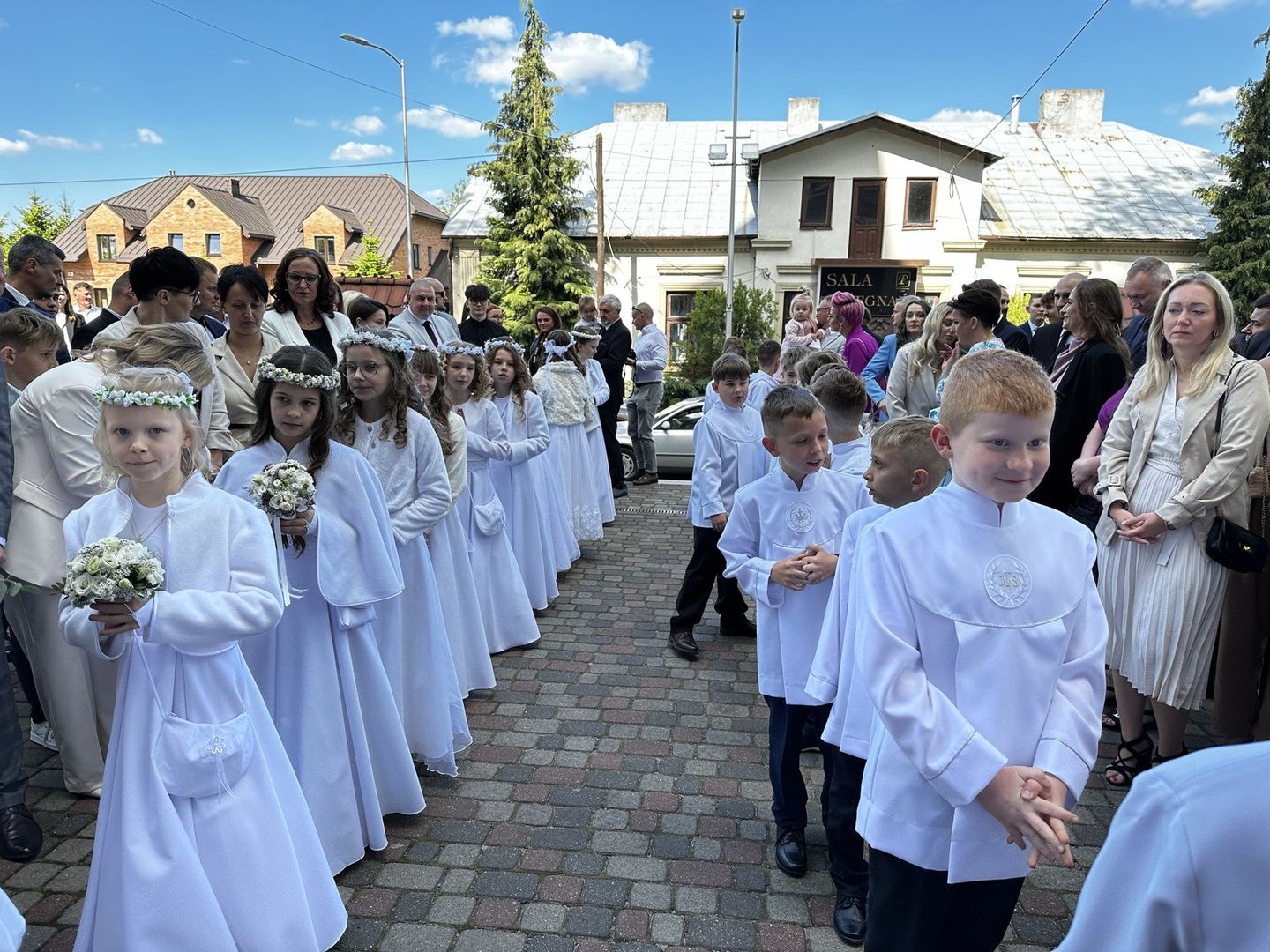 Pierwsza Komunia Święta w parafii w Bełchatowie-Grocholicach, 25.05.2025r.