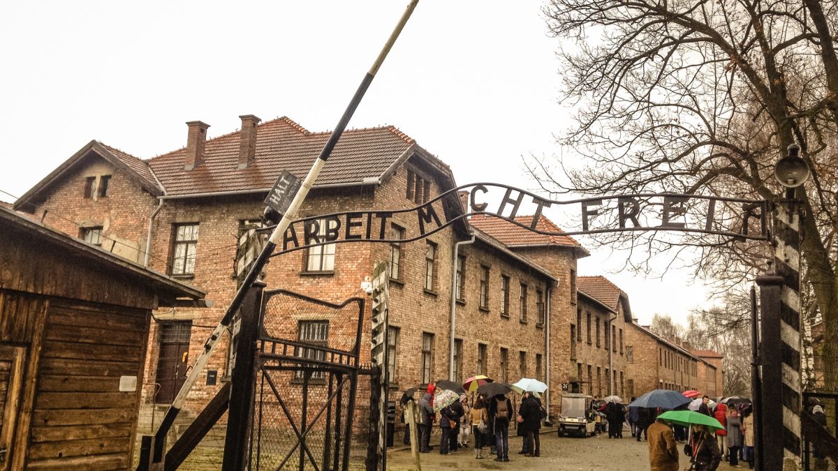 „Niemcy są Polsce coś winni za zbrodnie w II wojnie światowej