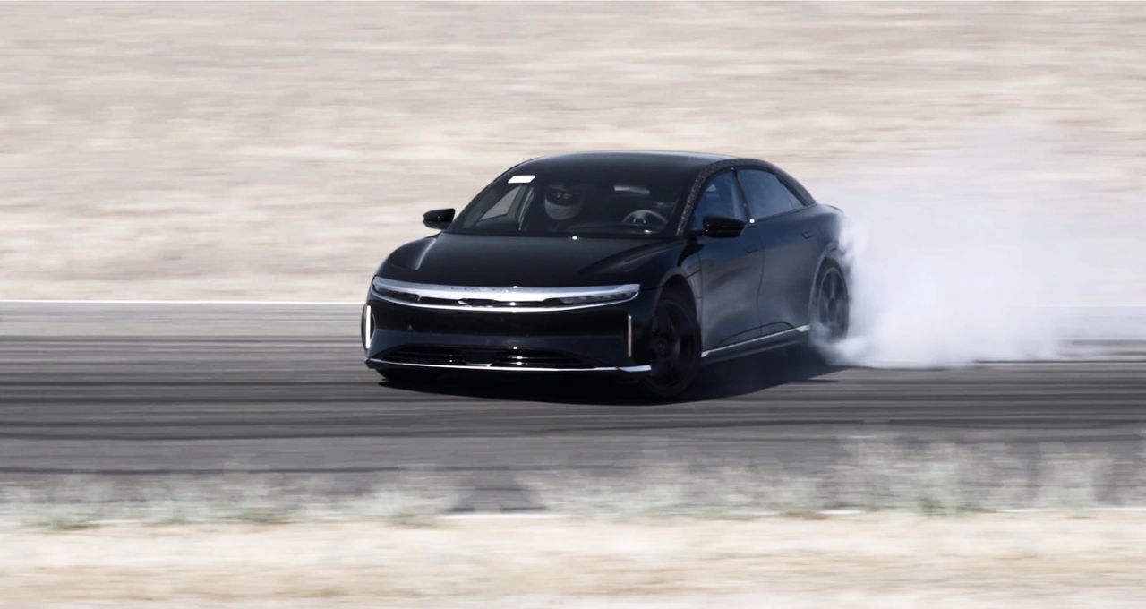 Lucid Air (2022)