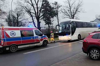 Krzeszyce: Wypadek. Autobus potrącił mężczyznę na przejściu dla pieszych