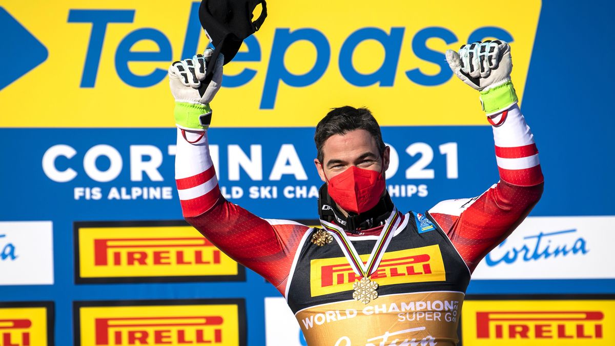 PAP/EPA / JEAN-CHRISTOPHE BOTT / Na zdjęciu: Vincent Kriechmayr