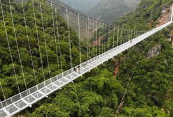 Nowa przerażająca atrakcja. Najdłuższy szklany most na świecie