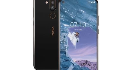 Nokia X71 zaprezentowana - pierwsza Nokia z wyświetlaczem z „dziurą”