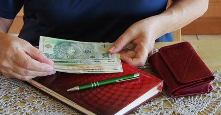 Średnia emerytura zbliża się do 4 tys. zł, a za 10 lat przekroczy 6 tys. zł