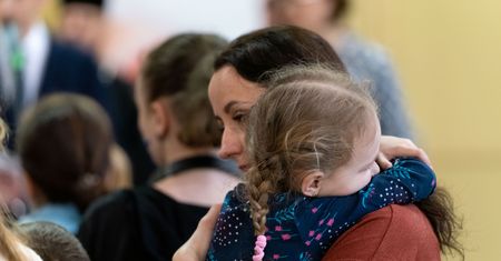Ukraińcy masowo tracą prawo do 500 plus. ZUS dostaje zawiadomienia o ich wyjazdach
