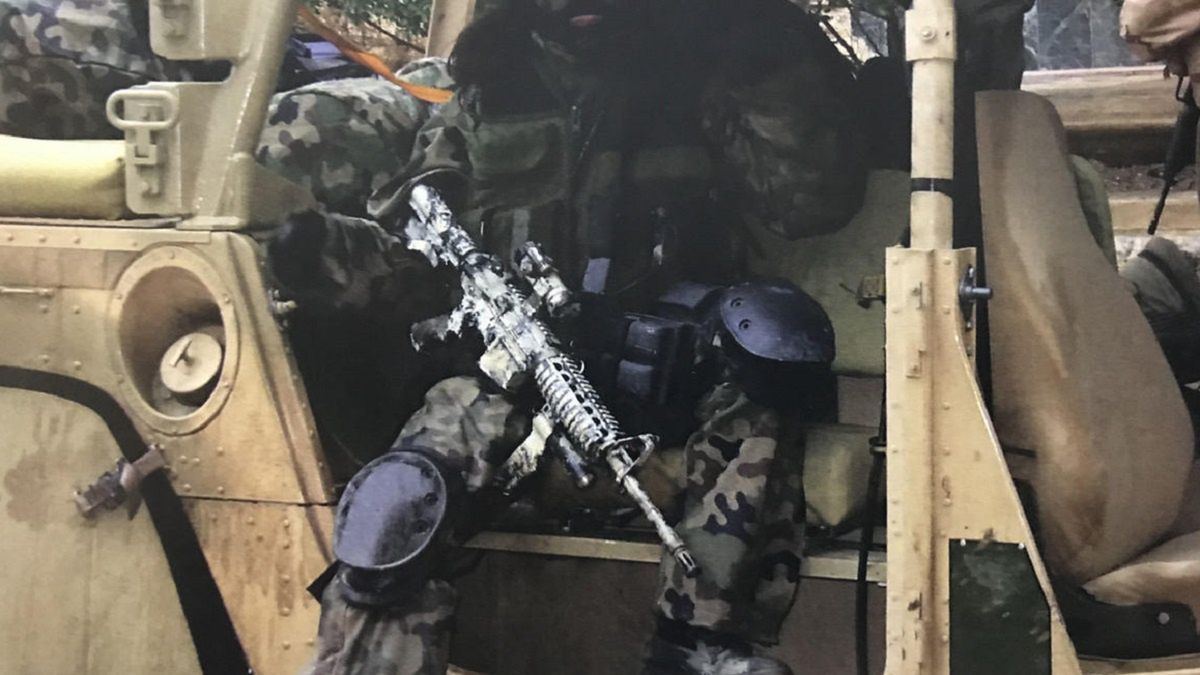 Żołnierze GROM-u początkowo nie chcieli w swoich szeregach kobiet. Na zdjęciu jedna z nich – Kate – w czasie działań w Iraku. 