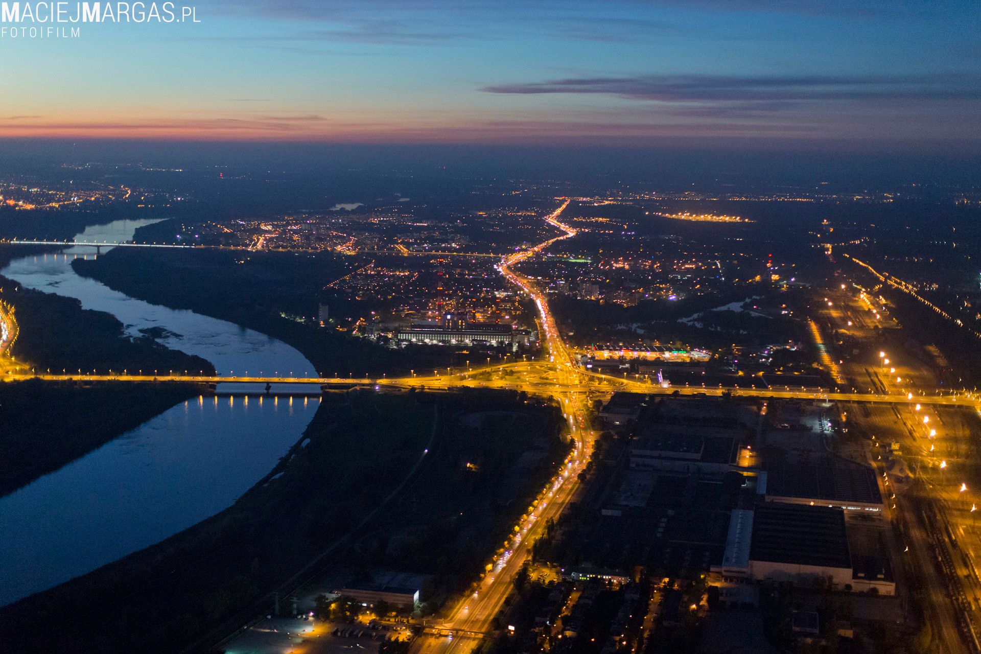 Niesamowita Warszawa w obiektywie Macieja Margasa 10