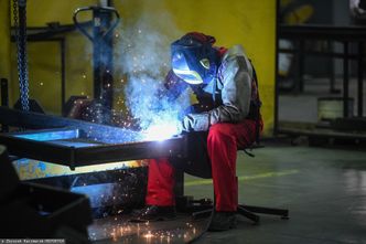 5,5 mld zł od rządu. 3 tysiące firm może starać się o dofinansowanie