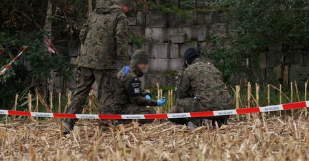 Wojskowy dron spadł na prywatną posesję
