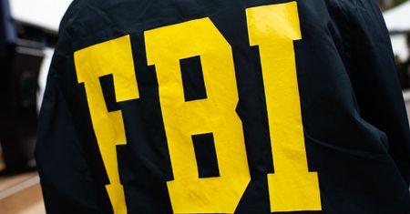 Szok w USA. Były szef FBI przyznał, że pracował dla Rosjan