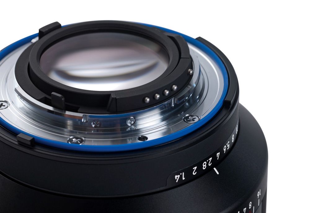 Zeiss Milvus - nowa linia obiektywów do wymagających matryc 12