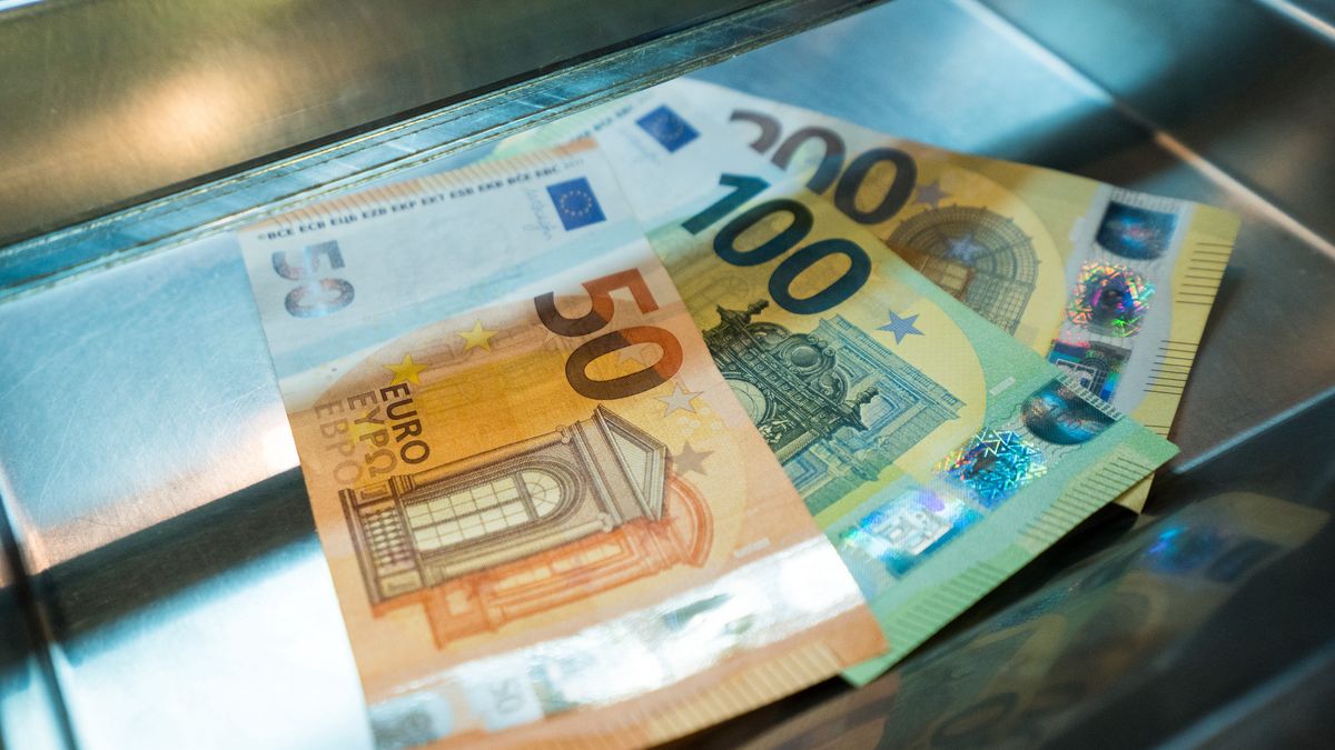 euro pieniądze waluta waluty gotówka
