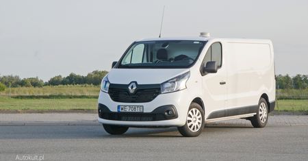 Renault Trafic: mała furgonetka do miasta. Tania, ekonomiczna i do tego mocna