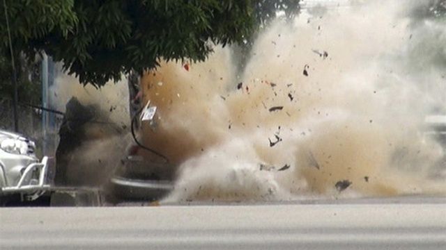 Czasami bomba wybucha tuż przed saperem 4