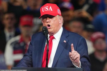 "Wrogi akt". Trump grozi UE. Jest drugie dno
