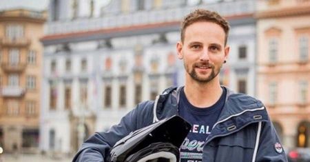Czechy. Rekordy zakażeń, stan wyjątkowy i zakaz przemieszczenia