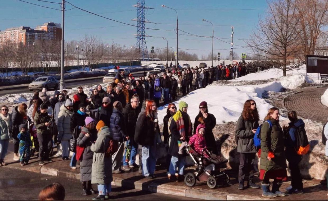 Unprecedented Mourning: Russia Bids Farewell to Alexei Navalny