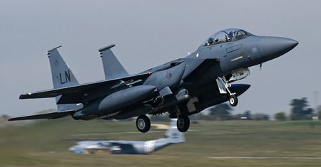 Amerykańskie myśliwce w Polsce. Rozmieszczono 24 samoloty F-15 i F-16