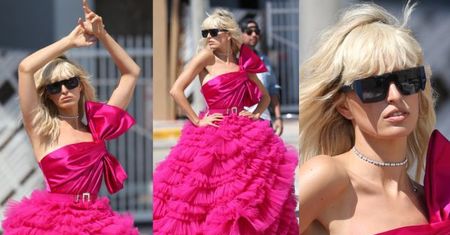 Karolina Kurkova w różowych falbanach w stylu lat 80.