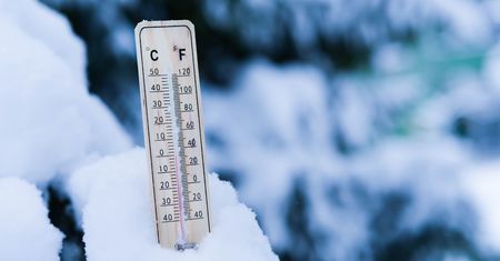 Jeśli temperatura w szkole spadnie poniżej tej granicy, lekcje mogą być odwołane. To minimum