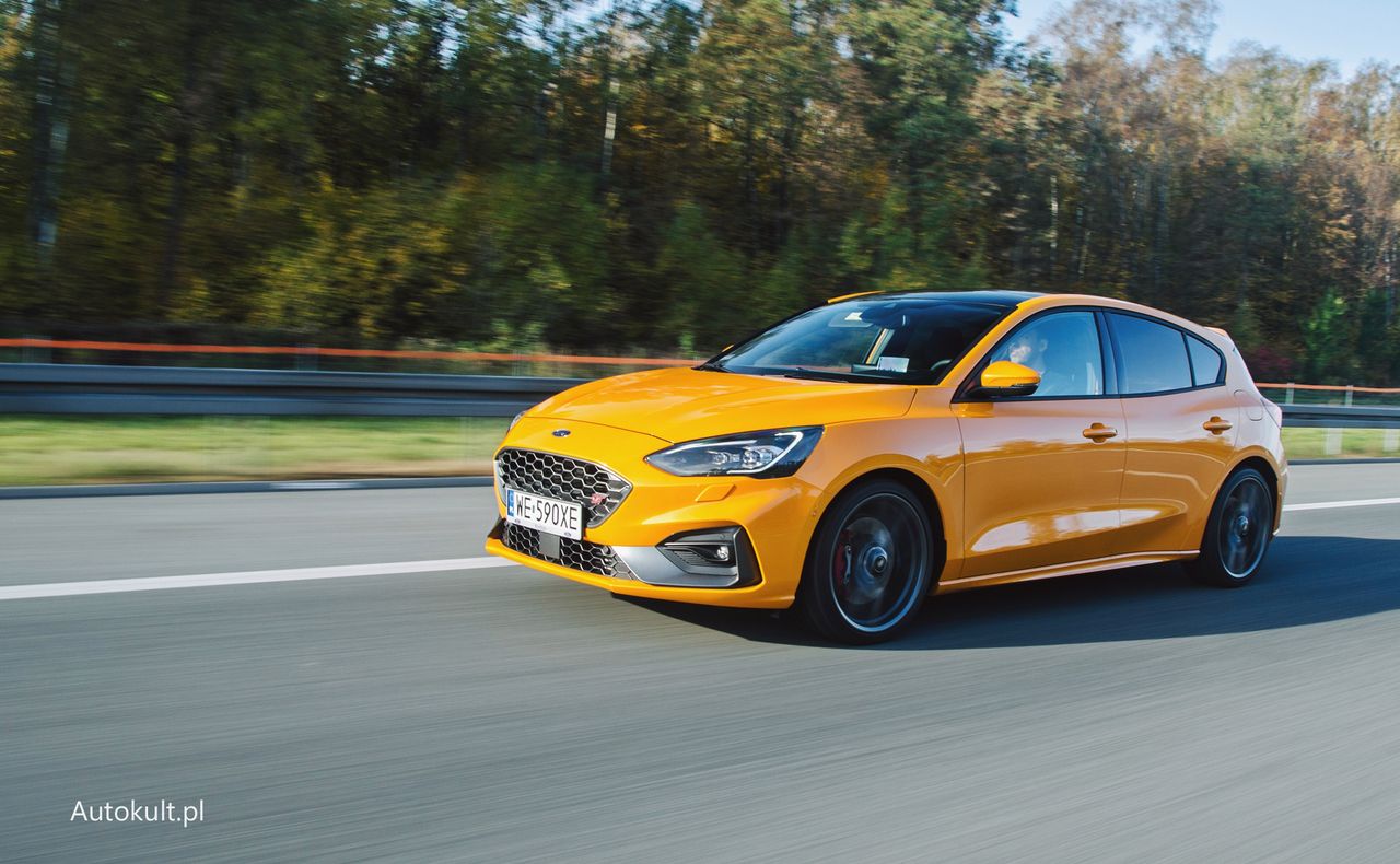 Ford Focus ST 2.3 EcoBoost: najtańszy hot hatch w swojej klasie. Ale czy najlepszy?