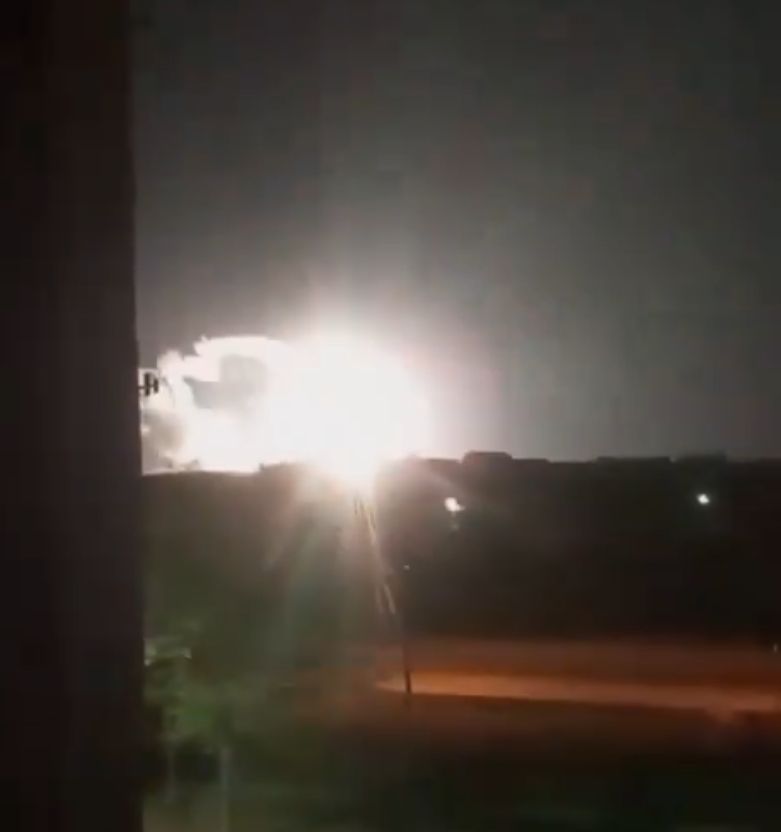 Huge explosion at Dżakoj airport in Crimea.