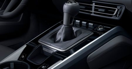 7-biegowa, manualna skrzynia wraca do gamy Porsche 911