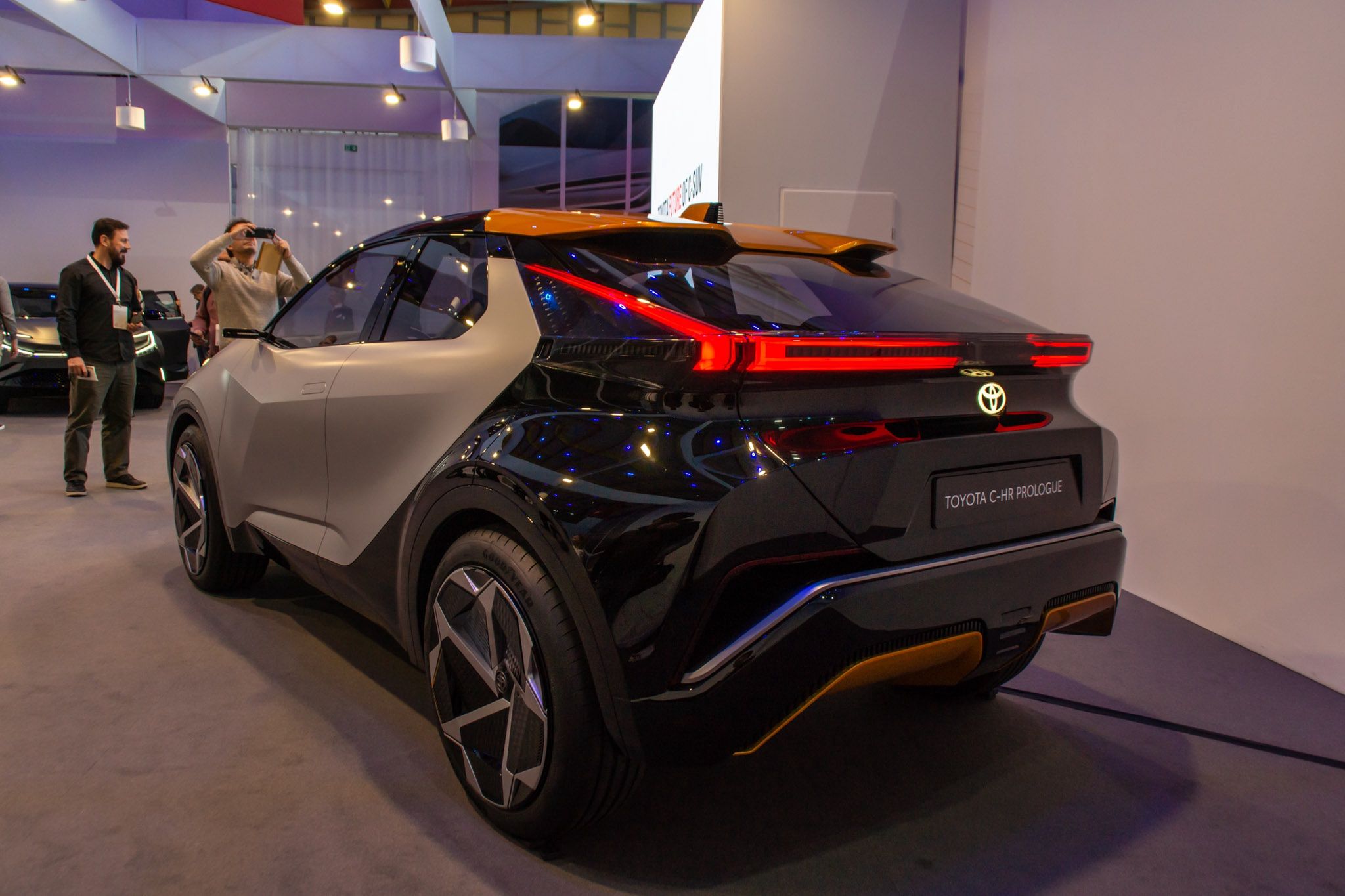 Toyota C-HR Prologue