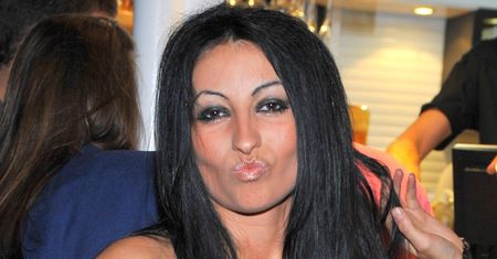 Jola Rutowicz zatęskniła za życiem celebrytki? Powróciła na czerwony dywan w dopasowanej mini (FOTO)