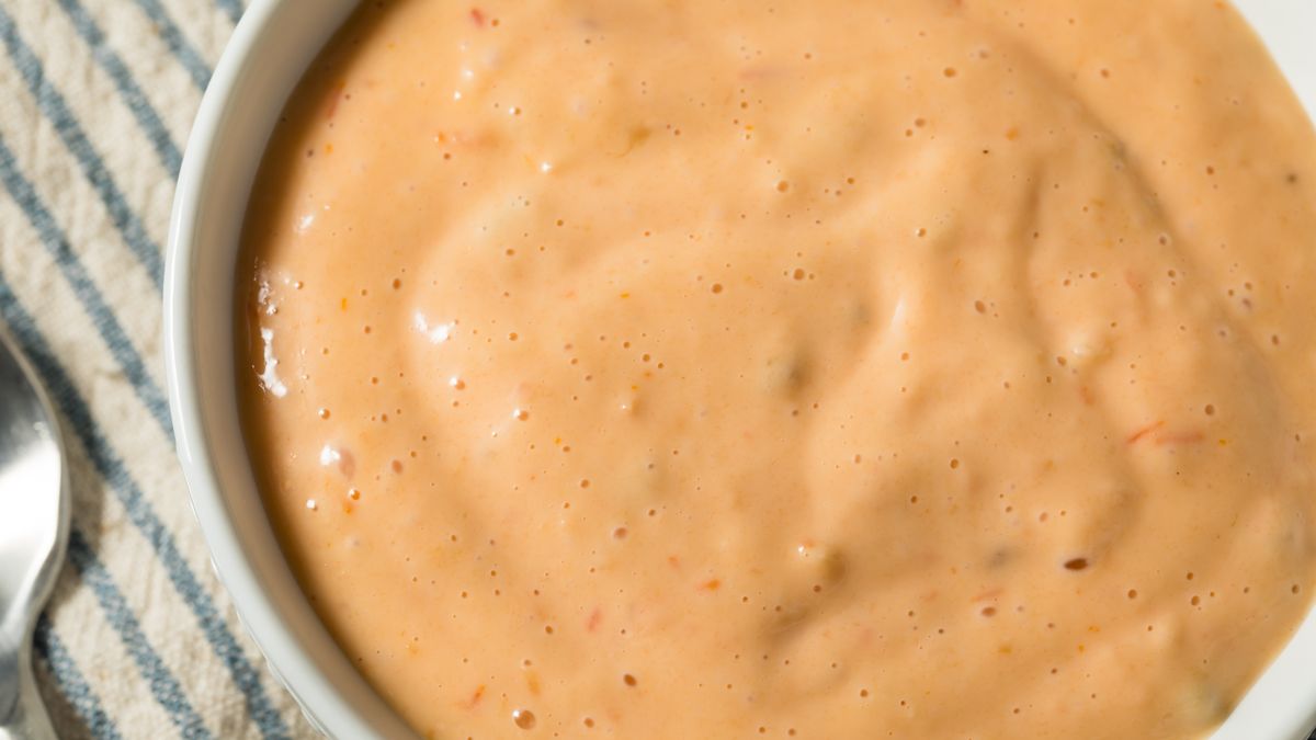 Sos jogurtowo-pomidorowy zrobisz w 2 minuty