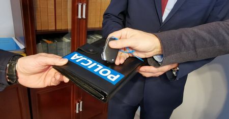 Mikołów. Będą mieli czym ścigać przestępców, nowe samochody dla policji
