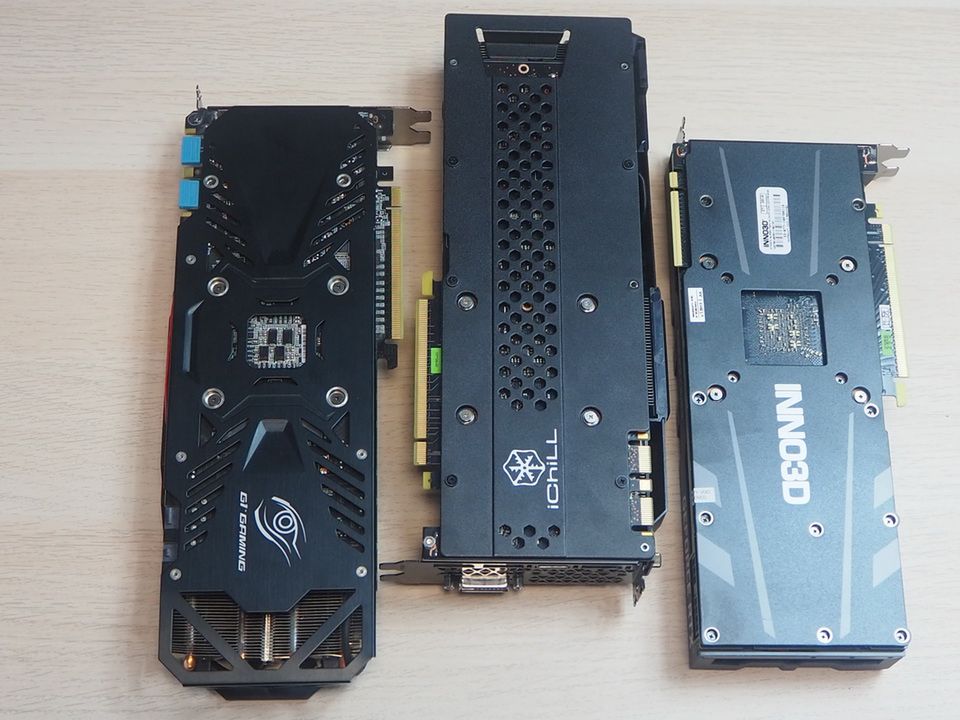 W tym segmencie GPU backplate to już podstawa.
