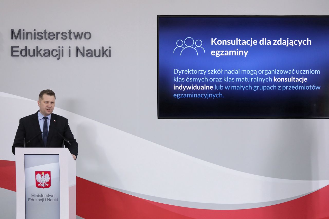 Warszawa, 27.01.2021. Koronawirus w Polsce. Minister edukacji i nauki Przemysław Czarnek podczas konferencji prasowej w siedzibie MEN w Warszawie, 27 bm. Konferencja dotyczyła funkcjonowania szkół i placówek oświatowych. (sko) PAP/Paweł Supernak