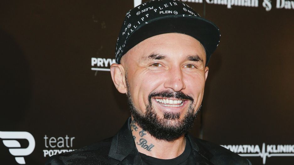 Patryk Vega często zmienia wizerunek.