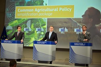 Większe dopłaty z UE i mniej obciążeń dla rolników. Komisja proponuje pakiet uproszczeń