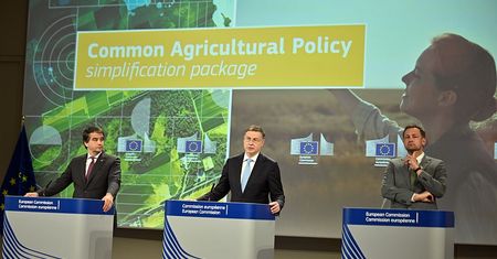 Większe dopłaty z UE i mniej obciążeń dla rolników. Komisja proponuje pakiet uproszczeń