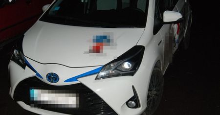 15-latek spowodował kolizję autem na minuty i uciekł z miejsca. Policja zastała go w domu
