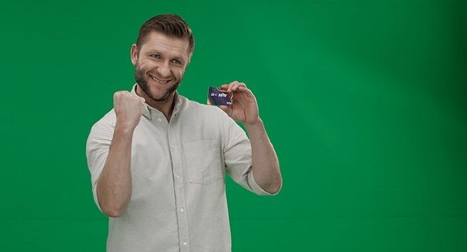 Jakub Błaszczykowski i Miss Polonia reklamują aplikację finansową
