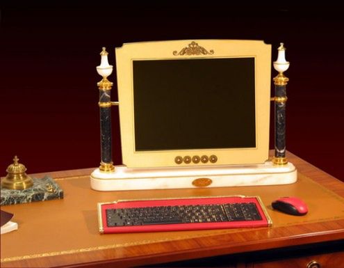 Komputer w stylu Ludwika XVI
