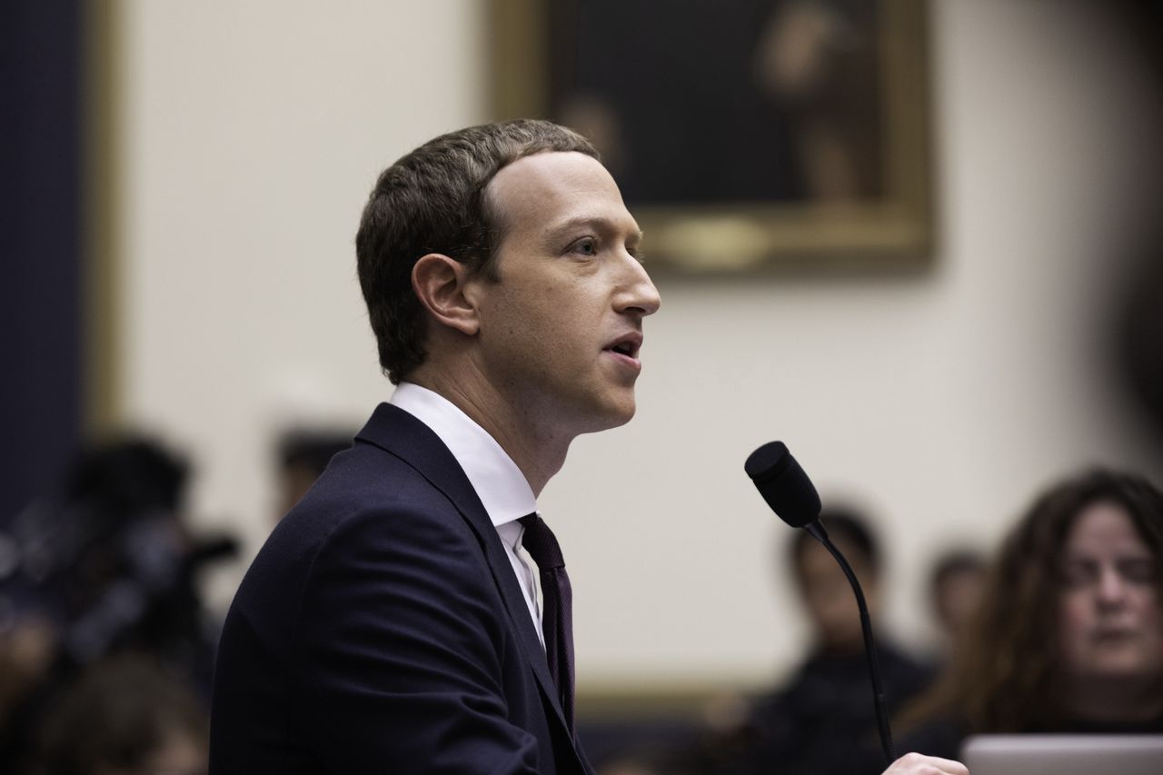 350 mln dolarów dla użytkowników Facebooka. Firma zapłaci za naruszenie prywatności - The Facebook CEO, Mark Zuckerberg