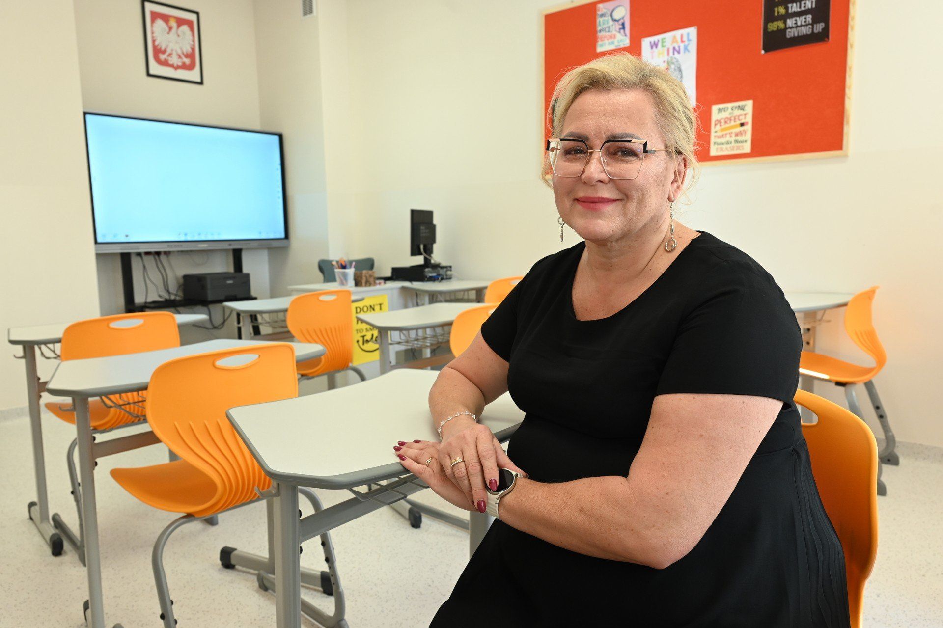 - Dla naszej szkoły to prawdziwy przełom. Uczniowie mają lepsze warunki, a nauczyciele nowoczesne sale i zaplecze. Największą radość budzi stołówka - dzieci wreszcie mogą zjeść ciepły obiad w komfortowych warunkach - mówi dyrektor Szkoły Podstawowej numer 4 w Kielcach, Małgorzata Stępień.