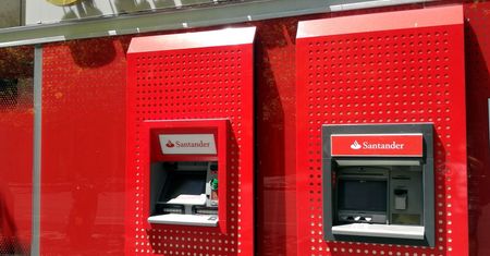Bankomaty wypłacały więcej niż było na koncie. Złodzieje ruszyli do akcji